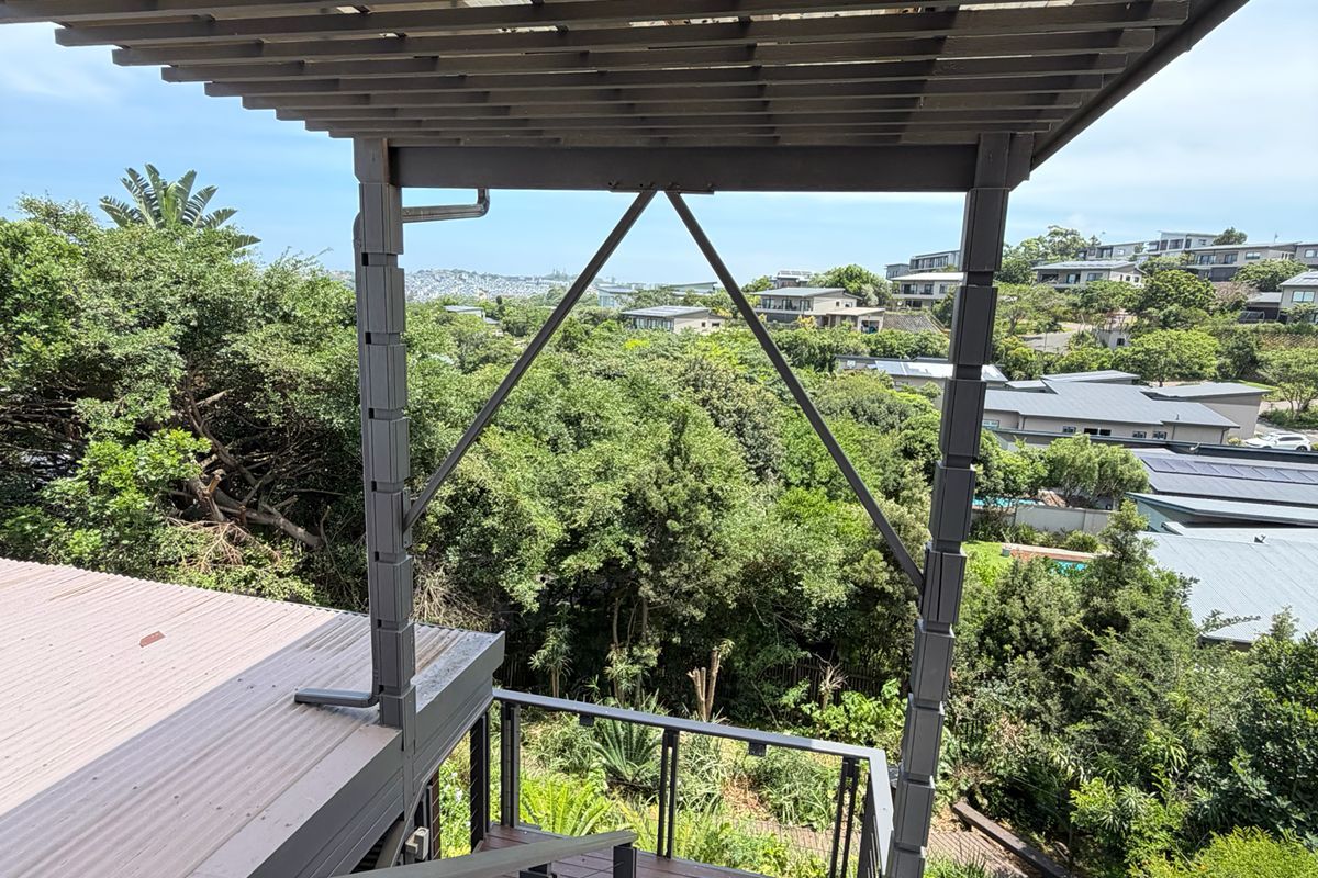 Stylish Single-Level Home To Rent in Simbithi Eco Estate - Photo 4