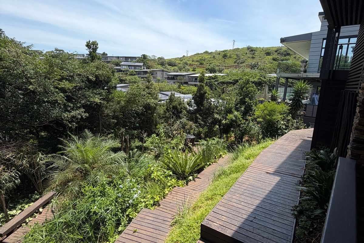 Stylish EXCLUSIVE Single-Level Home for Sale in Simbithi Eco Estate - Photo 2