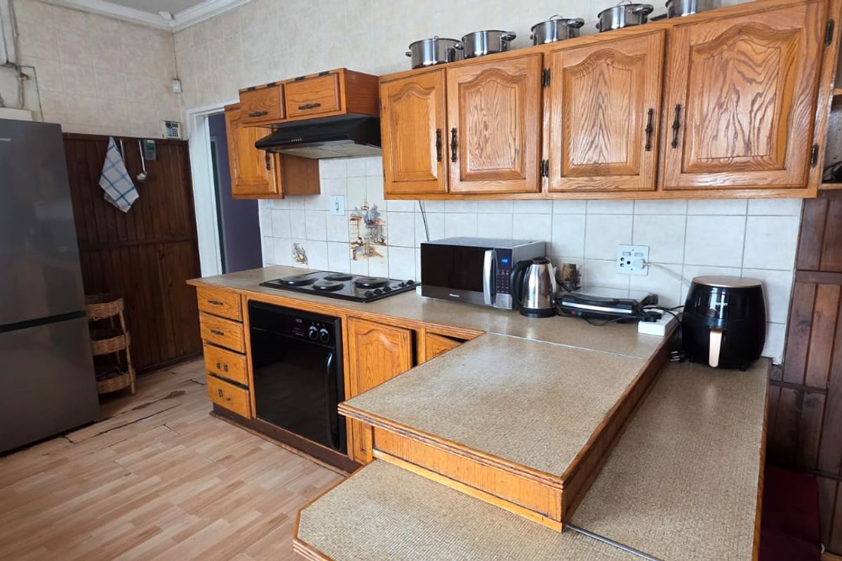 HOUSE FOR SALE IN SASOLBURG - Photo 3