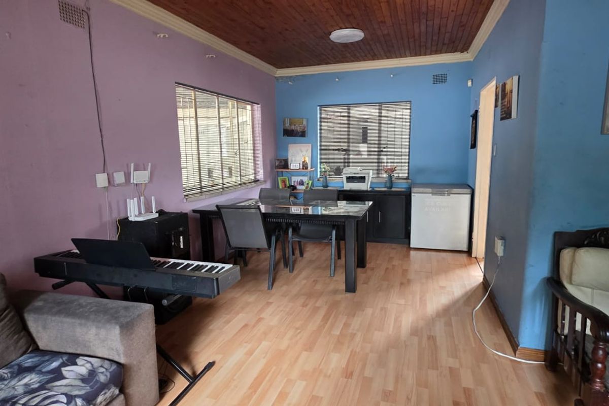 HOUSE FOR SALE IN SASOLBURG - Photo 4