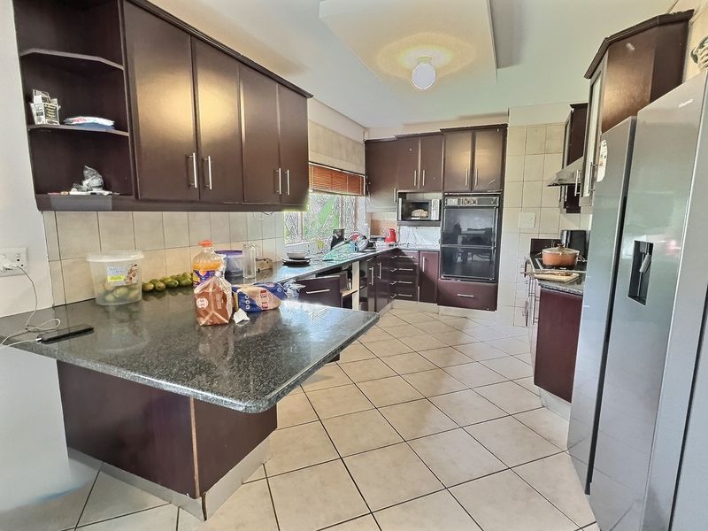 A Spacious Family Home Positioned Near St Catherine’s School – Exceptional Value and Lifestyle Appea - Photo 10