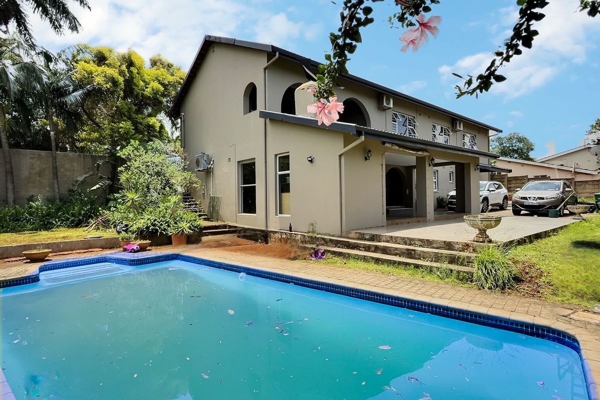 A Spacious Family Home Positioned Near St Catherine’s School – Exceptional Value and Lifestyle Appea - Photo 3