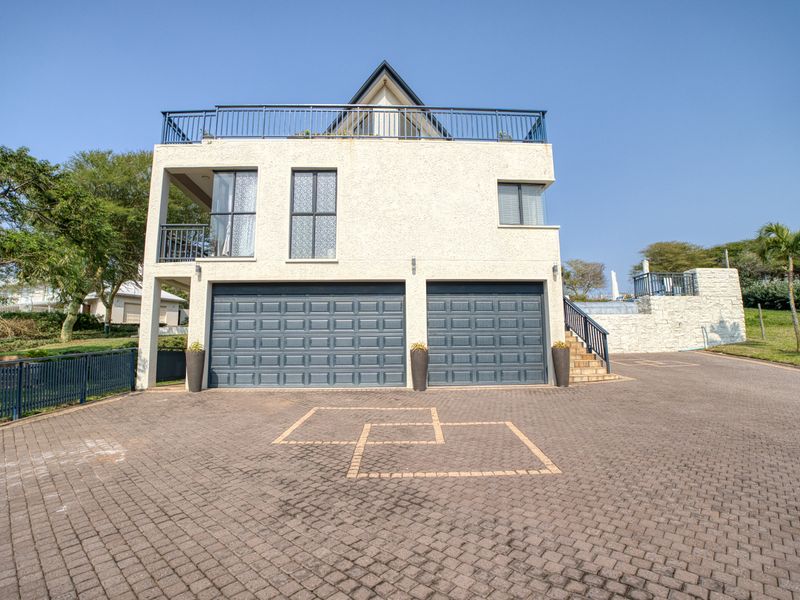 The Royal Familia Beach House – Luxury Coastal Living at Its Finest - Photo 4