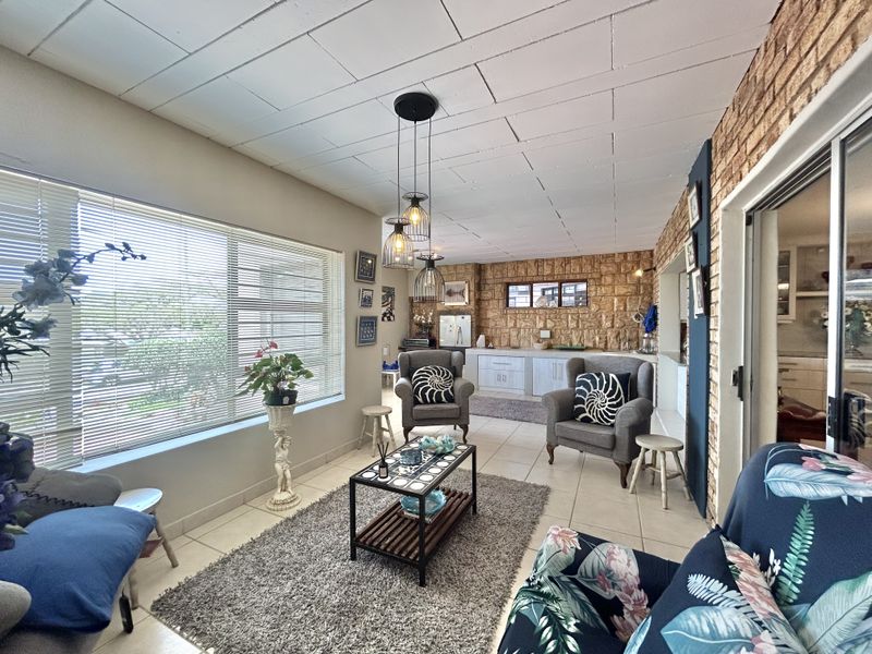 Coastal Living Redefined - Photo 2