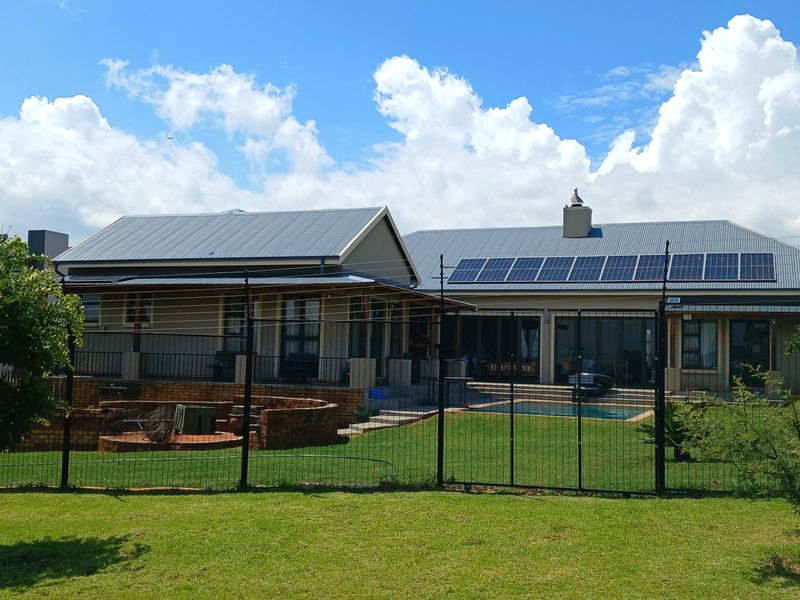 Exquisite Farm-Style Family Haven in Prestigious Berg-en-Dal Estate - Photo 5