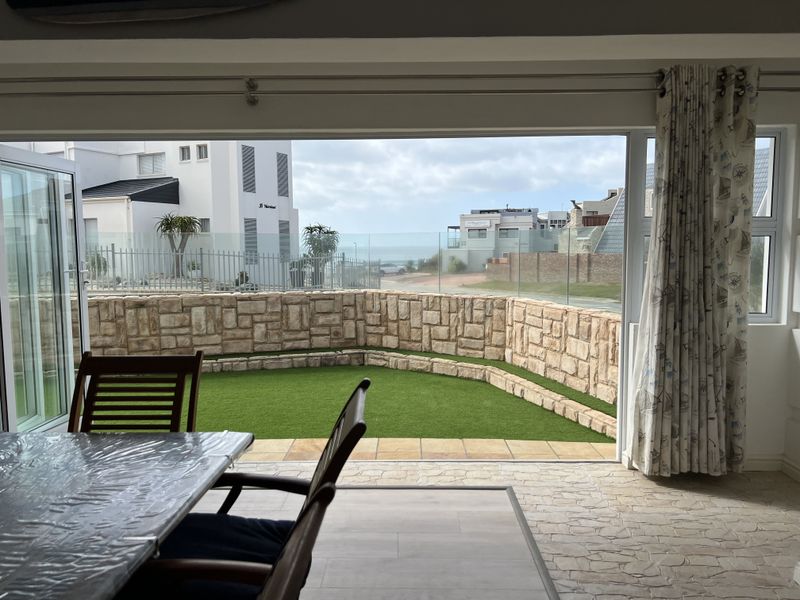 Premier Beachfront Living - Photo 3