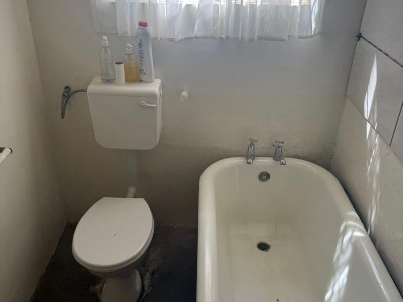 FOR SALE: A Rare Property Opportunity in the Heart of Jansenville, Karoo - Photo 6