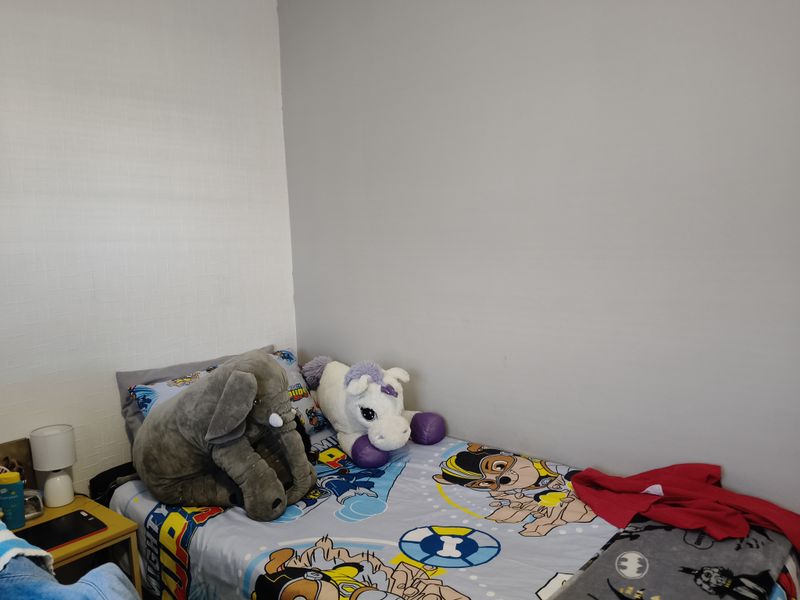 Semi-attached Home in a Quiet Cul-de-Sac — Ideal Fixer-Upper & Investment Opportunity - Photo 10