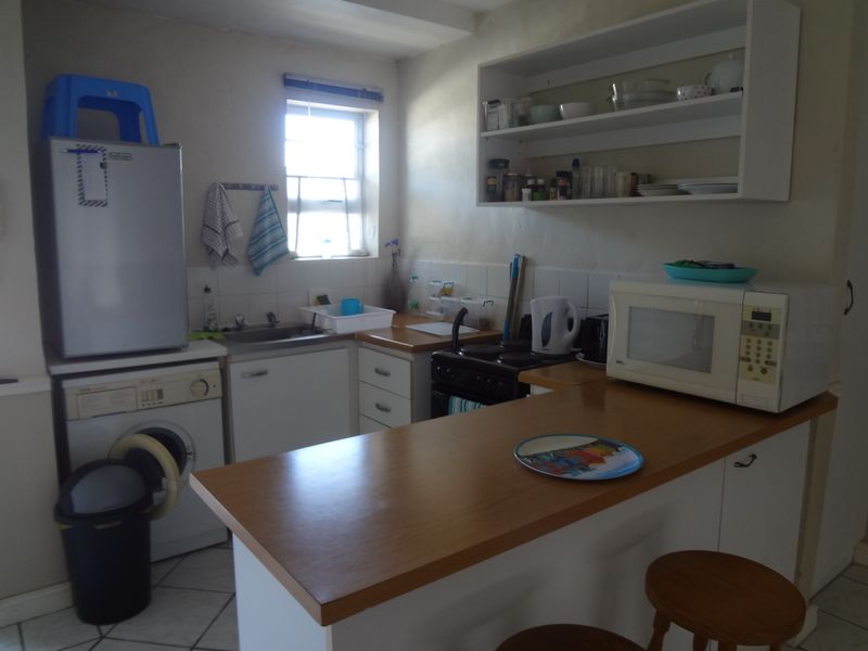 Humewood: Popular Humewood Gardens Bachelor/studio unit - Photo 7