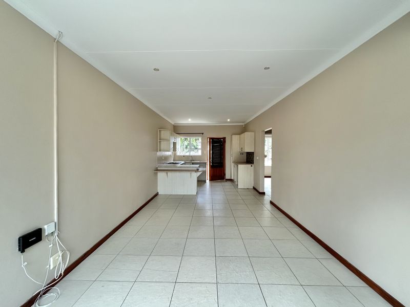 Exceptional Ground-Floor Unit in Marina Martinique - Photo 6