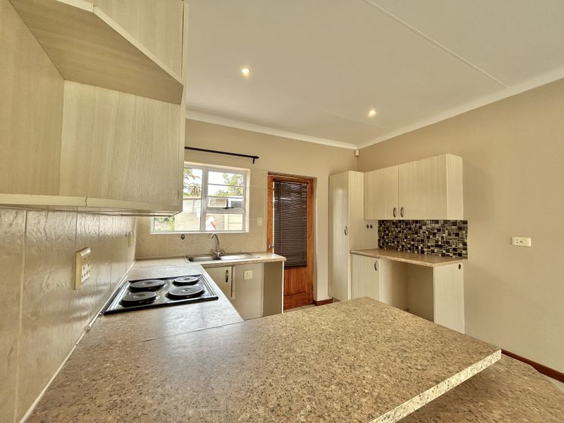 Exceptional Ground-Floor Unit in Marina Martinique - Photo 3