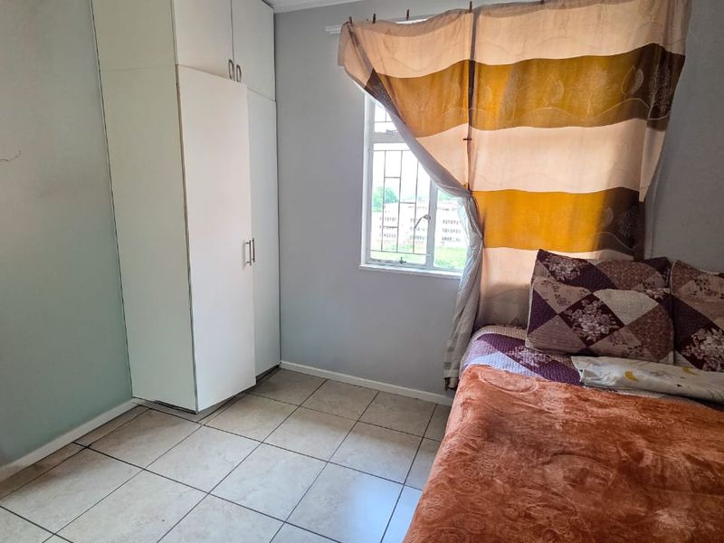 Modern 1-Bedroom Flat in Pietermaritzburg Central – Newly Listed - Photo 6