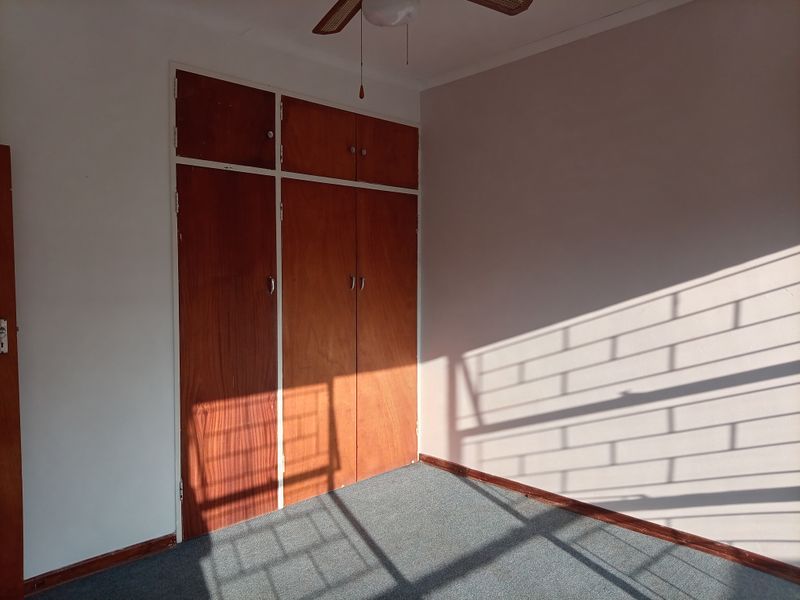 2 Bedroom Townhouse for Sale – Walking Distance from Schools - Photo 9