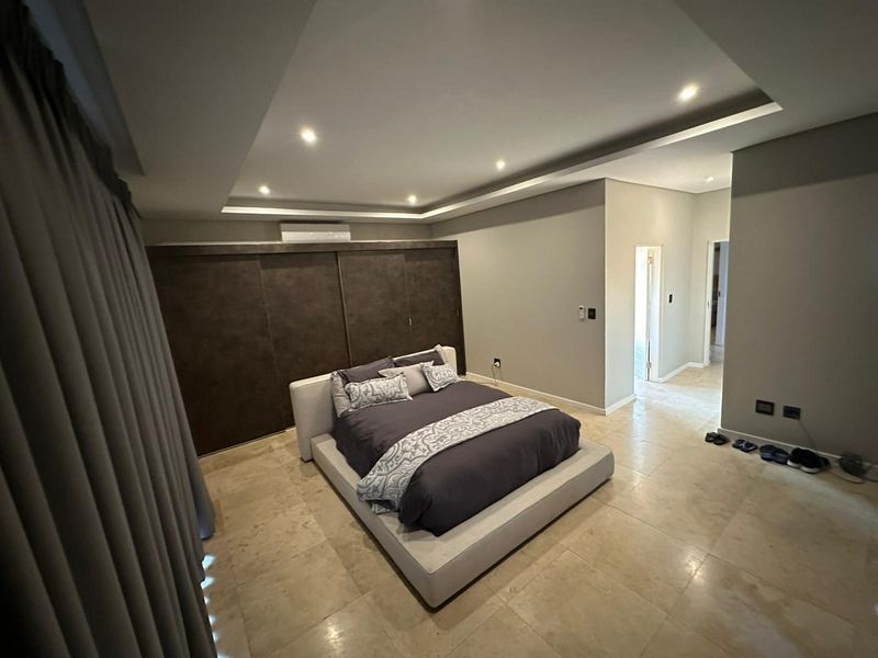 Modern 3-Bedroom Townhouse with Luxury Upgrades in Zimbali - Photo 9