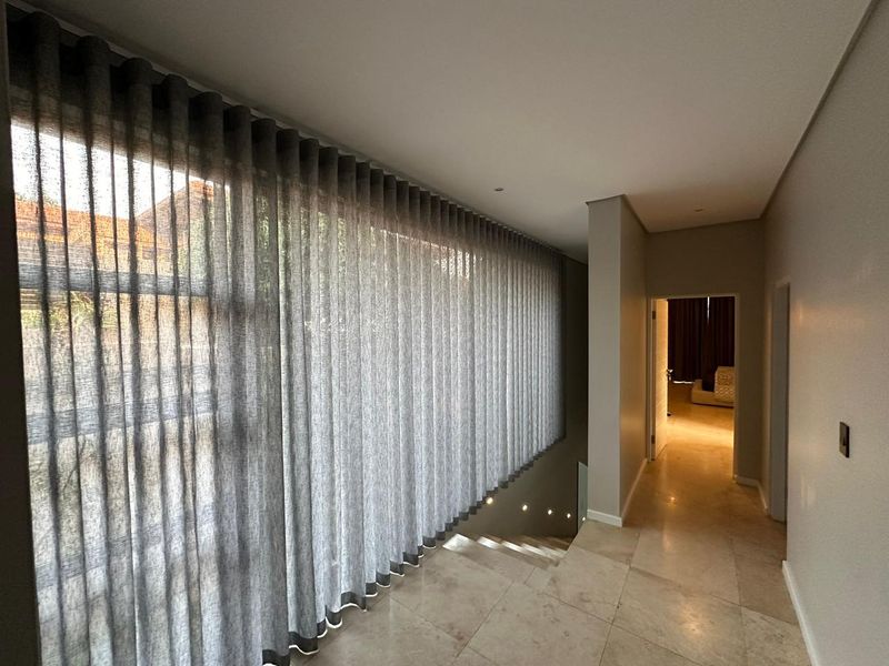 Modern 3-Bedroom Townhouse with Luxury Upgrades in Zimbali - Photo 7