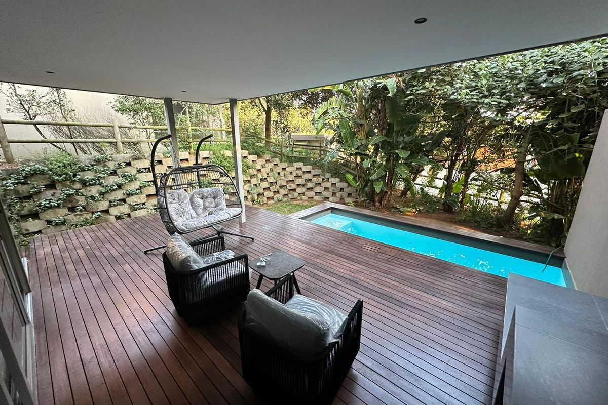 Modern 3-Bedroom Townhouse with Luxury Upgrades in Zimbali - Photo 3