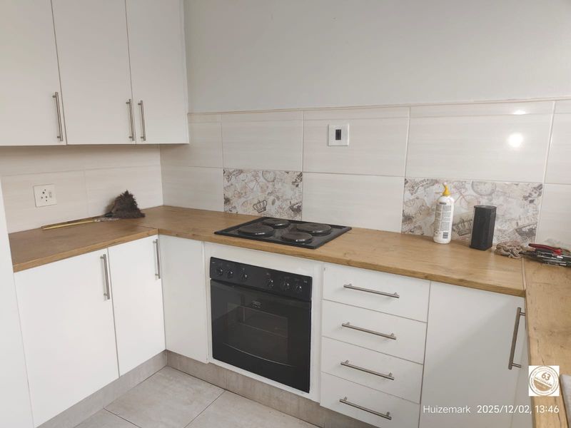 Beautiful 2-Bedroom Townhouse for Sale in Sasolburg! - Photo 5