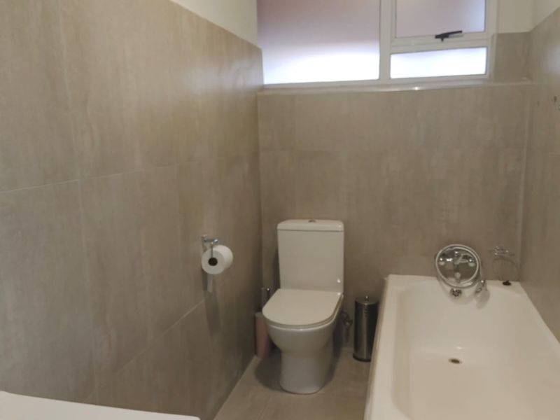 Beautiful 2-Bedroom Townhouse for Sale in Sasolburg! - Photo 10