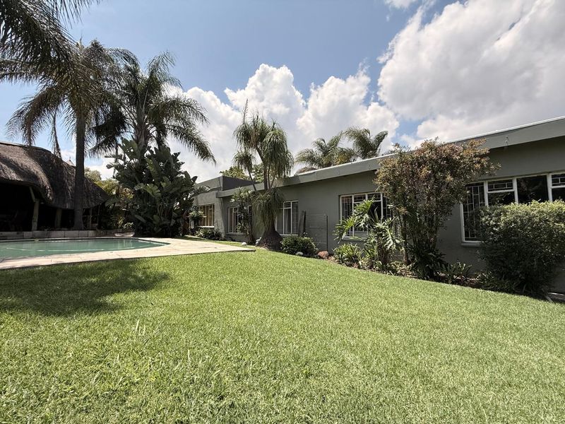 Stylish 3 Bedroom well situated Aviary Hill home - Photo 7