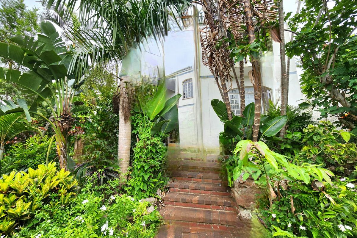 Spacious Extended Family Home with Exceptional Potential – Reservoir Hills - Photo 4