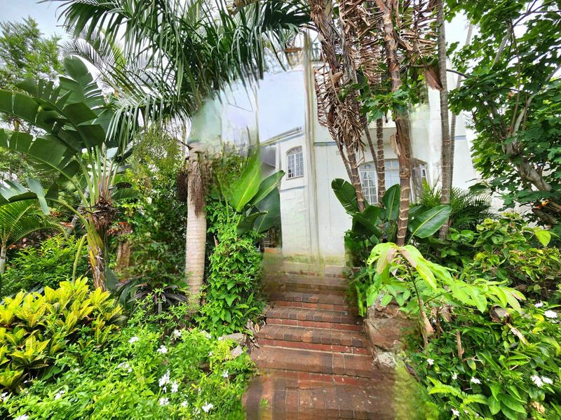 Spacious Extended Family Home with Exceptional Potential – Reservoir Hills - Photo 4