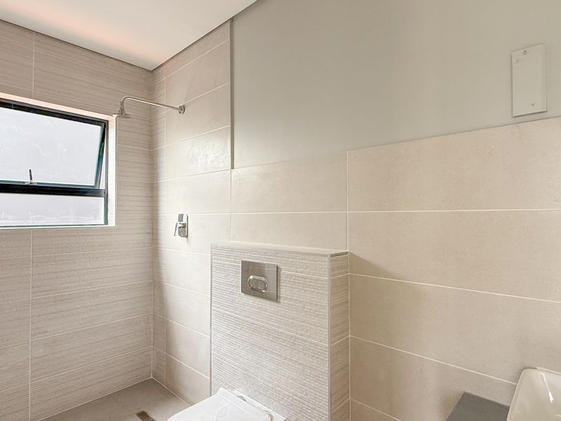 Welcome Home to Palm Lakes Estate - Photo 9