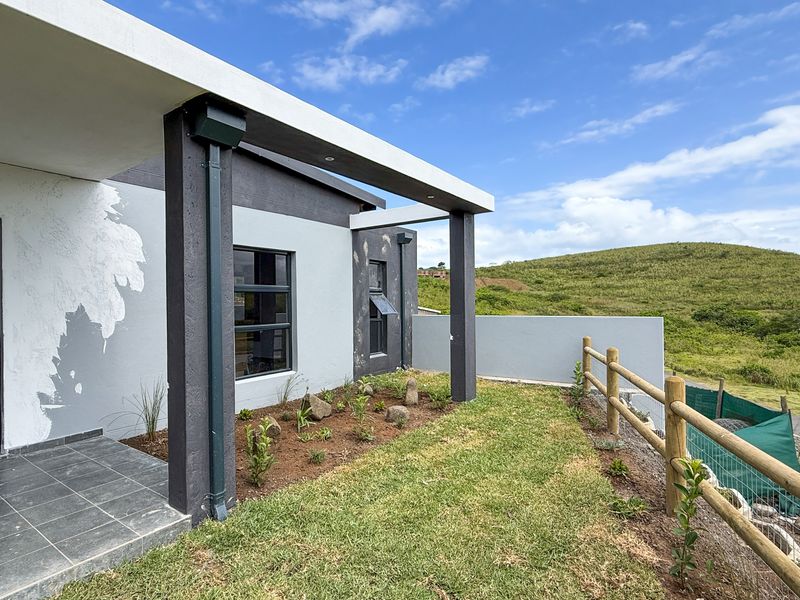 Welcome Home to Palm Lakes Estate - Photo 4