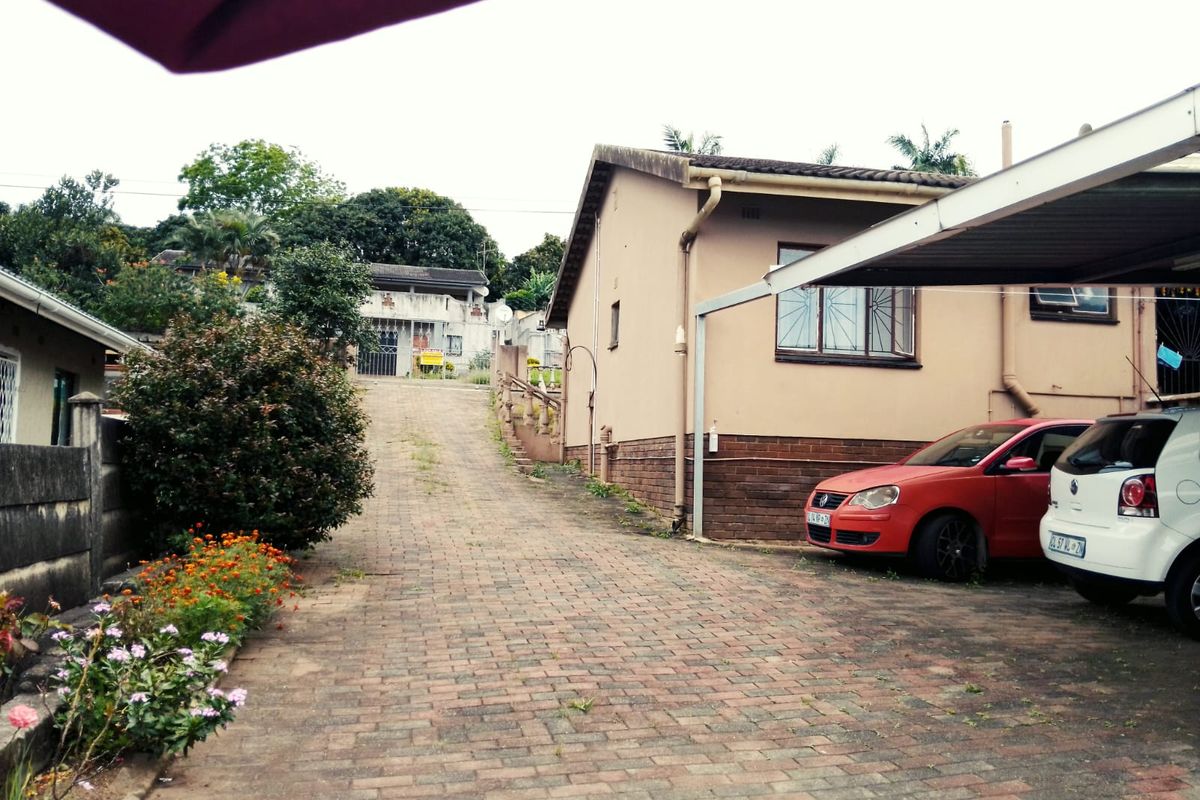Magnificent 3-Bedroom Home with Flatlet - Photo 4