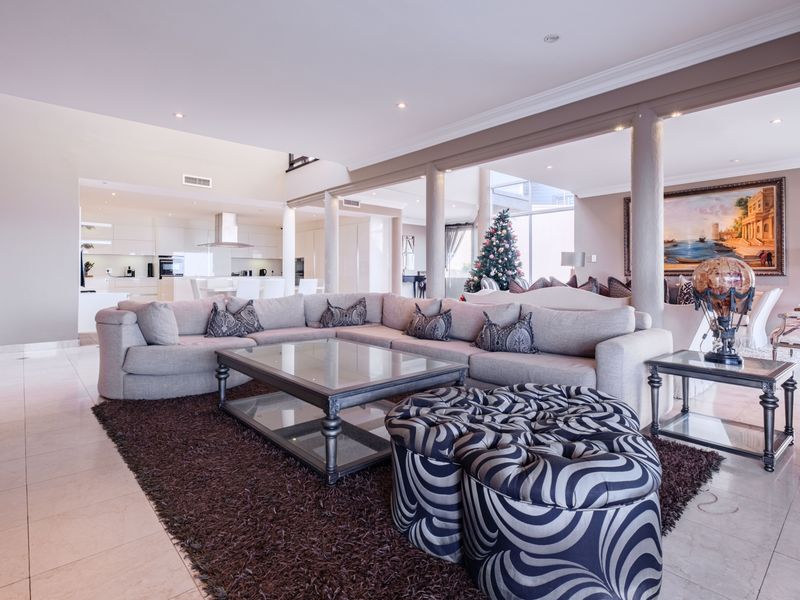 Breathtaking Sea Views | Spacious Home in Umhlanga Rocks - Photo 9