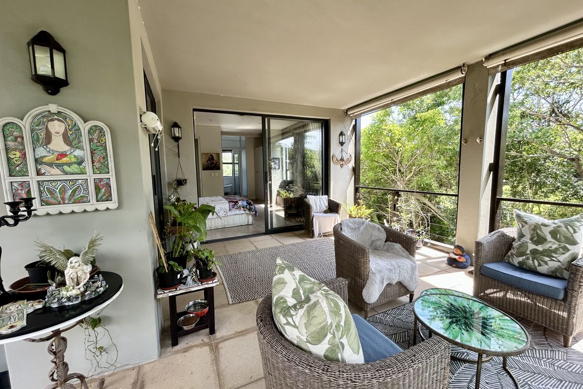 Light-filled home in Sandwood Hills - Photo 4