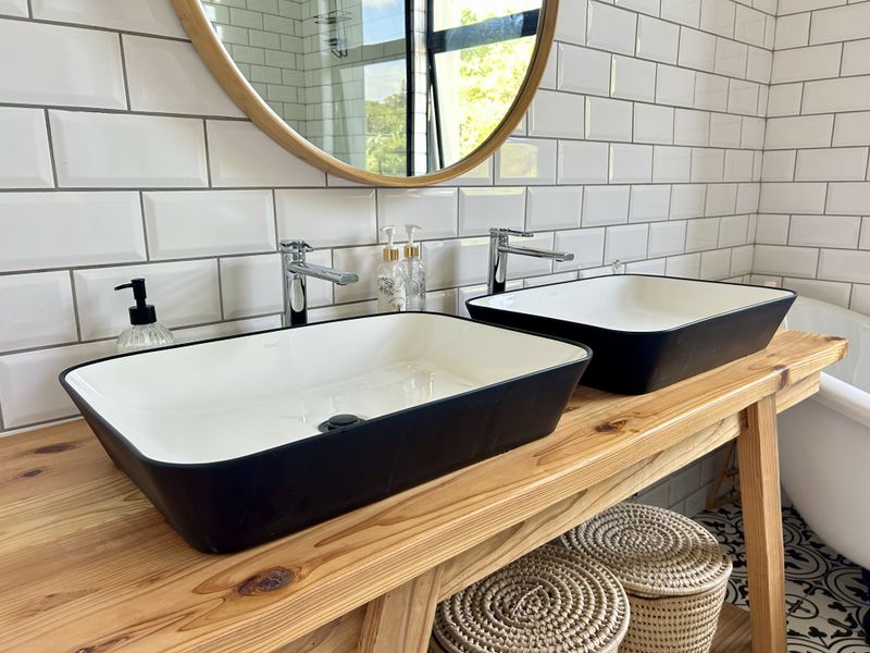 Light-filled home in Sandwood Hills - Photo 3