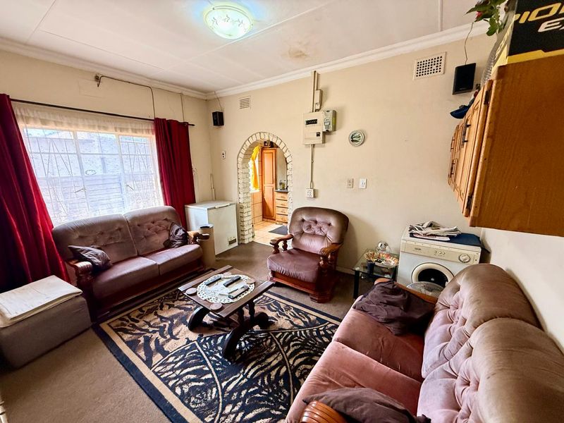 Cosy 2-Bedroom Home for Sale in Rothdene, Meyerton! - Photo 10