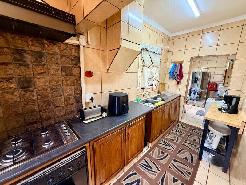 Cosy 2-Bedroom Home for Sale in Rothdene, Meyerton! - Photo 2