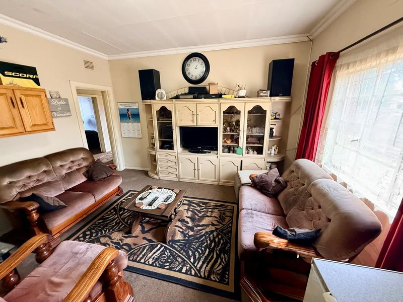 Cosy 2-Bedroom Home for Sale in Rothdene, Meyerton! - Photo 3