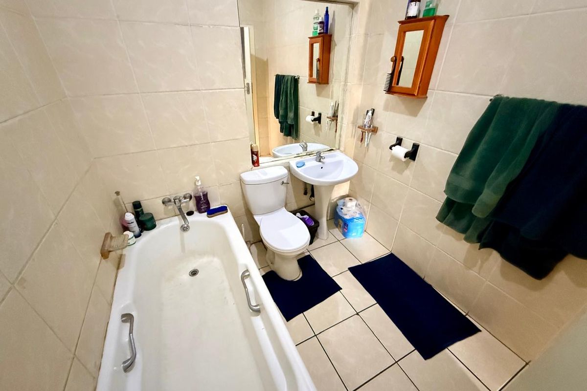 Cosy 2-Bedroom Home for Sale in Rothdene, Meyerton! - Photo 5