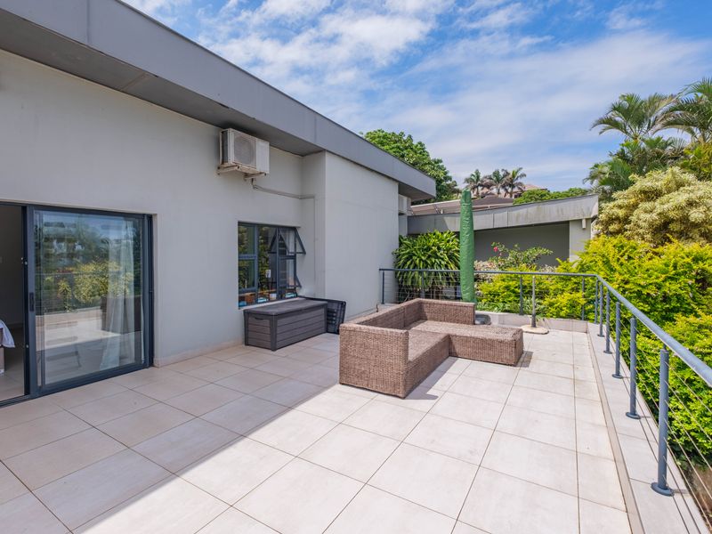 Exceptional Ballito Home - Photo 10