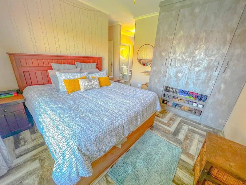 Absolute Stunning Townhouse for Sale in Sasolburg! - Photo 4