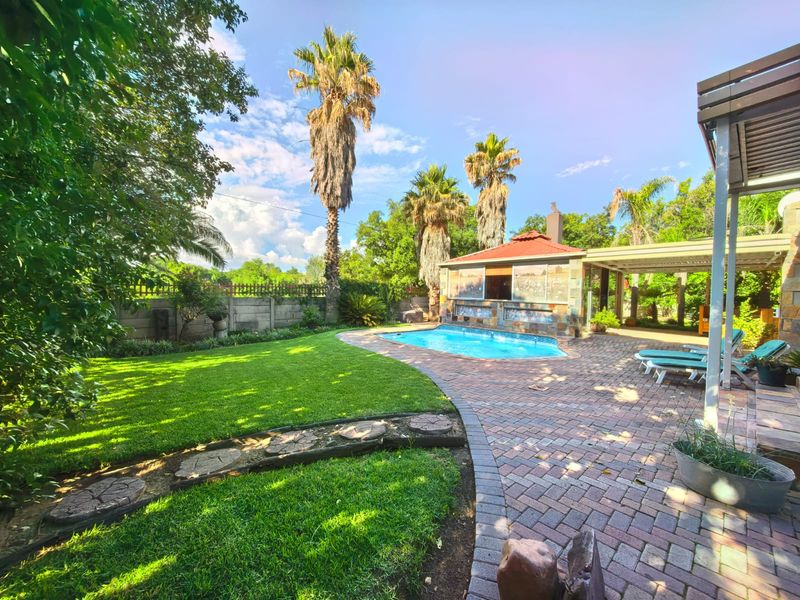 Exceptional Family Home with Premium Features & Outstanding Entertainment Spaces in Sasolburg - Photo 6