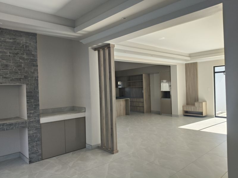 Brand-New Modern Home – Just Released! - Photo 10