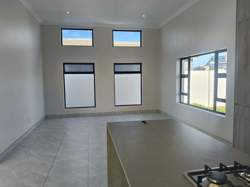 Brand-New Modern Home – Just Released! - Photo 7