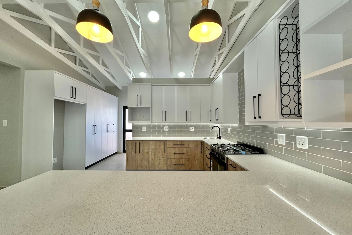 Contemporary Comfort on a Generous Stand - Photo 3