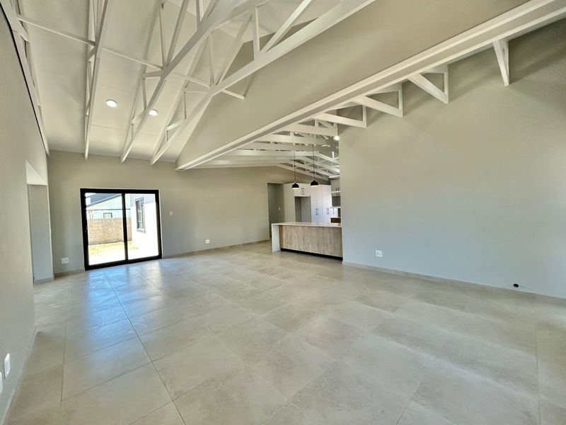 Contemporary Comfort on a Generous Stand - Photo 5