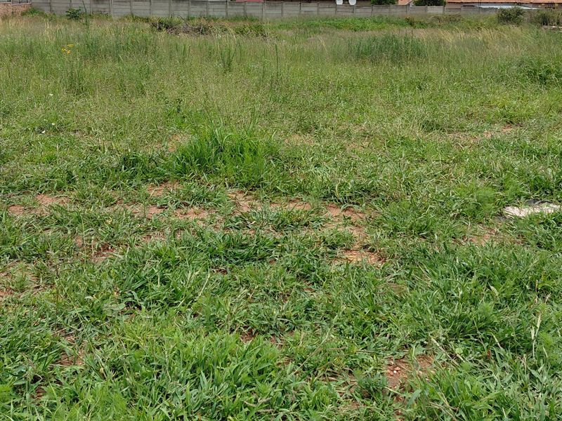 Prime Vacant Stand in Secure, Guarded Estate – Build Your Dream Home - Photo 3