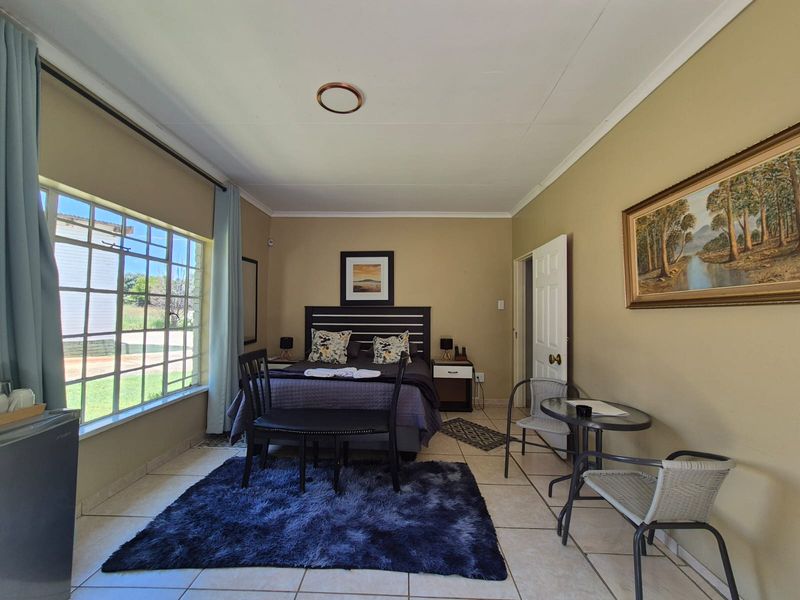 !Perfect Guesthouse that could be YOURS! - Photo 6