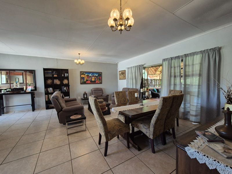 !Perfect Guesthouse that could be YOURS! - Photo 5