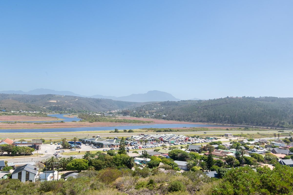 Plot in Southern Cross with uninterrupted Views – one of the last Stands! - Photo 2