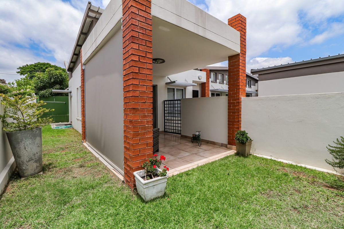 2 Bedroomed Townhouse at Retirement Village in Broadacres - Photo 4
