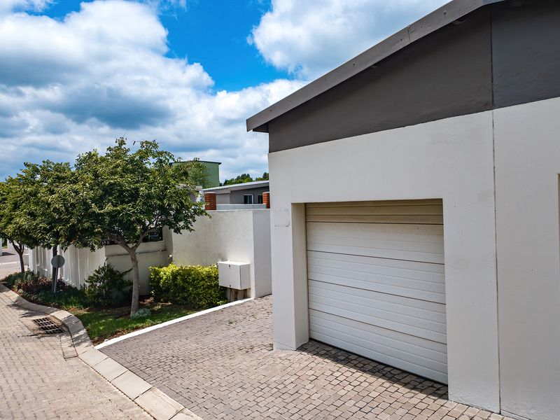 2 Bedroomed Townhouse at Retirement Village in Broadacres - Photo 6
