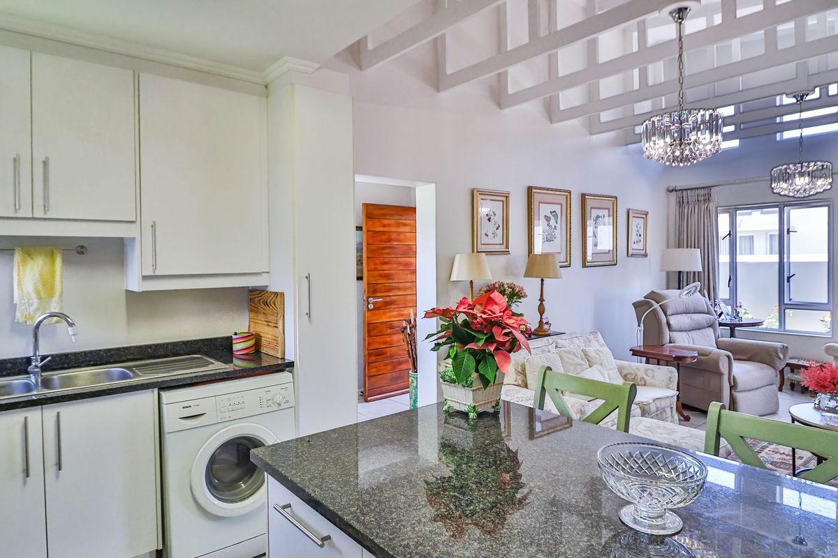 2 Bedroomed Townhouse for sale in Broadacres - Photo 4