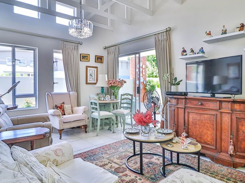 2 Bedroomed Townhouse for sale in Broadacres - Photo 7